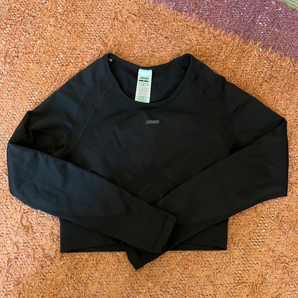 GYMSHARK BLACK CROPPED LONGSLEEVE - Picture 1 of 3